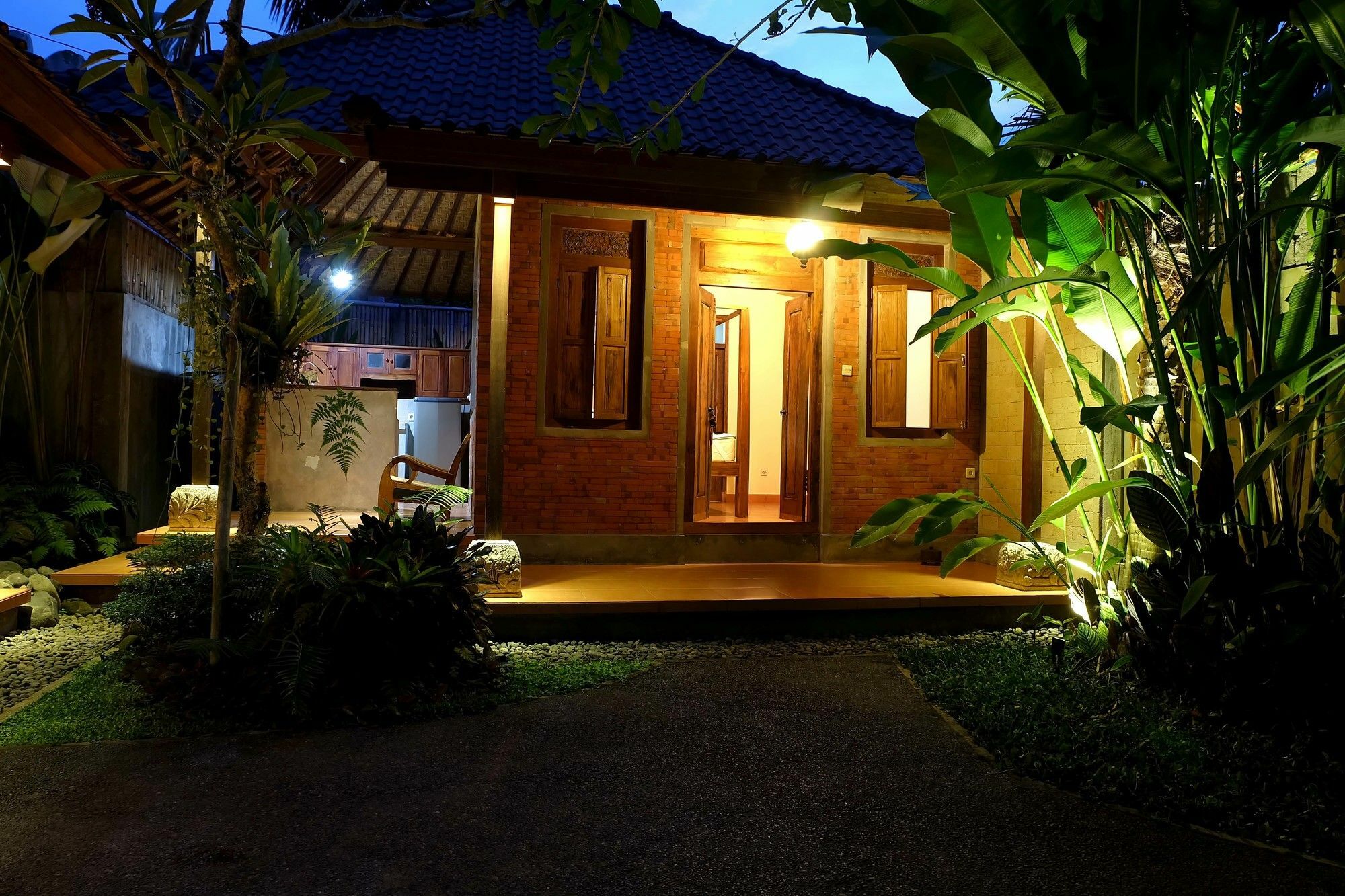 Nurada Cottage Убуд Екстериор снимка